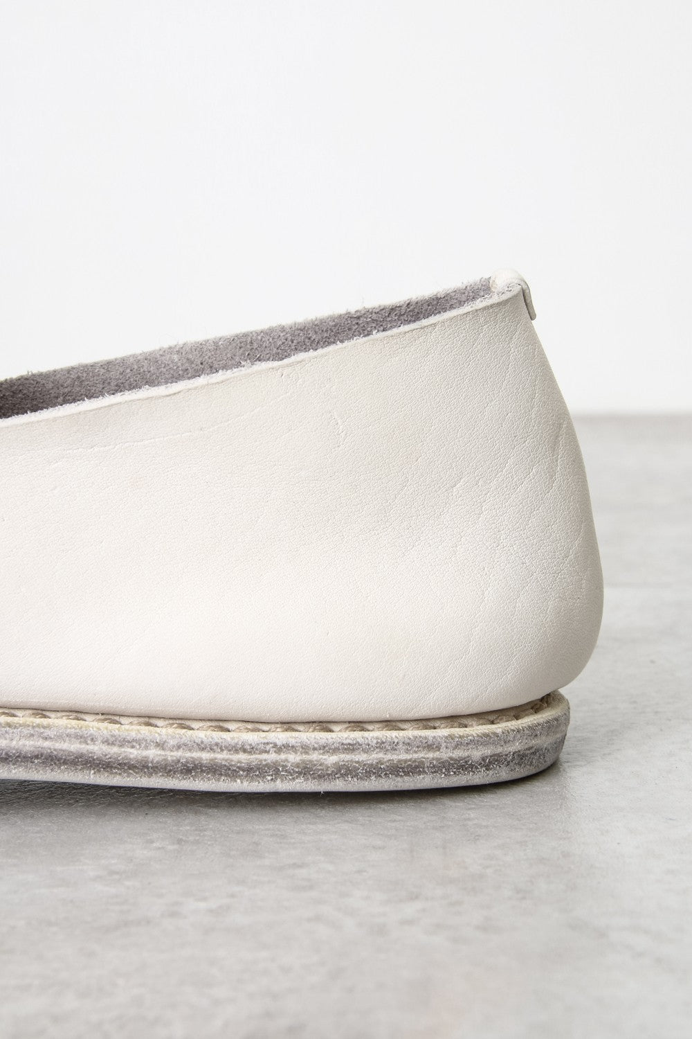 Leather Slip on - Dirty White