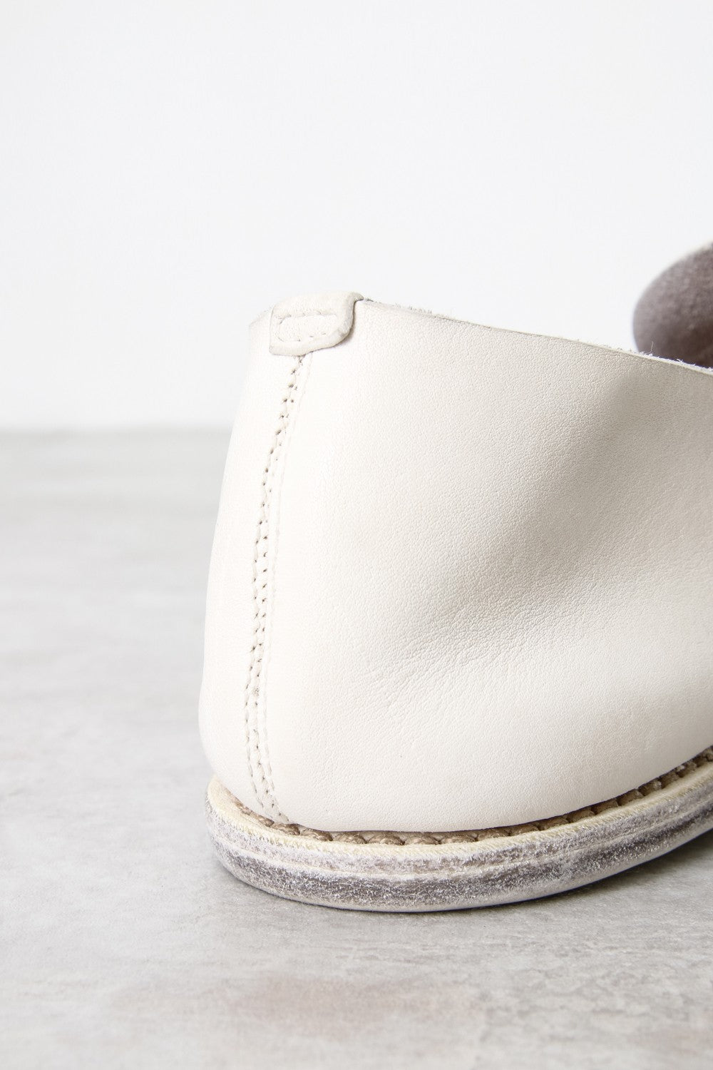 Leather Slip on - Dirty White