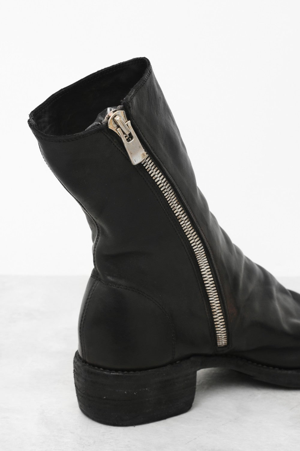 768 - Side Zip Boots