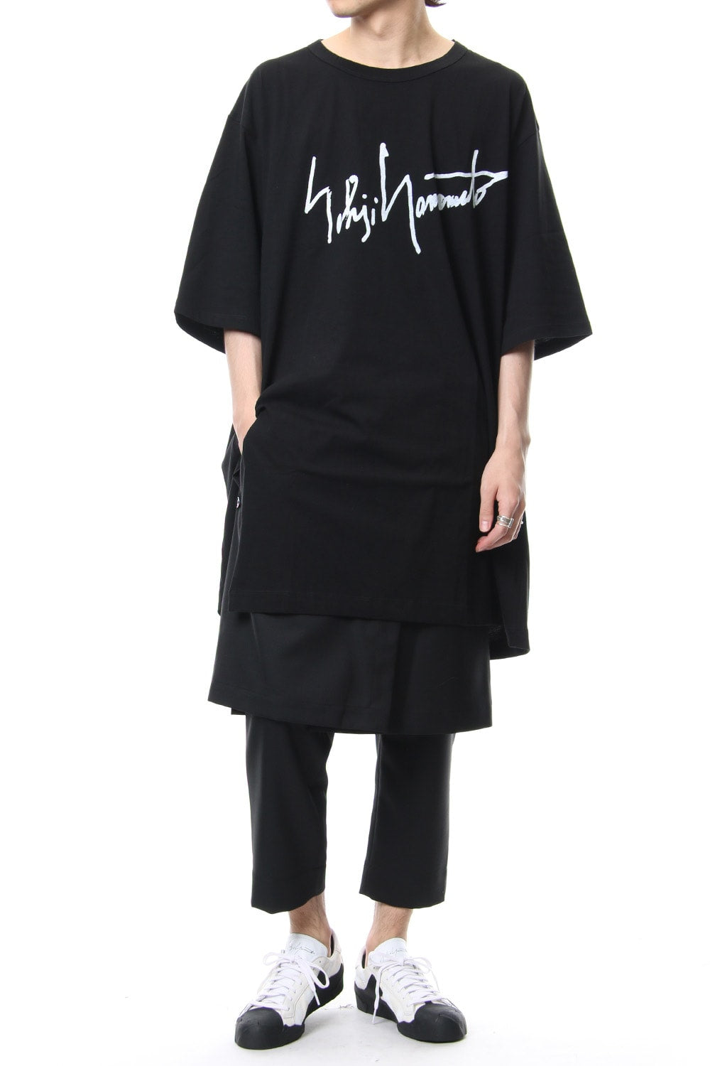 Straight Vertical Line Cut Sew