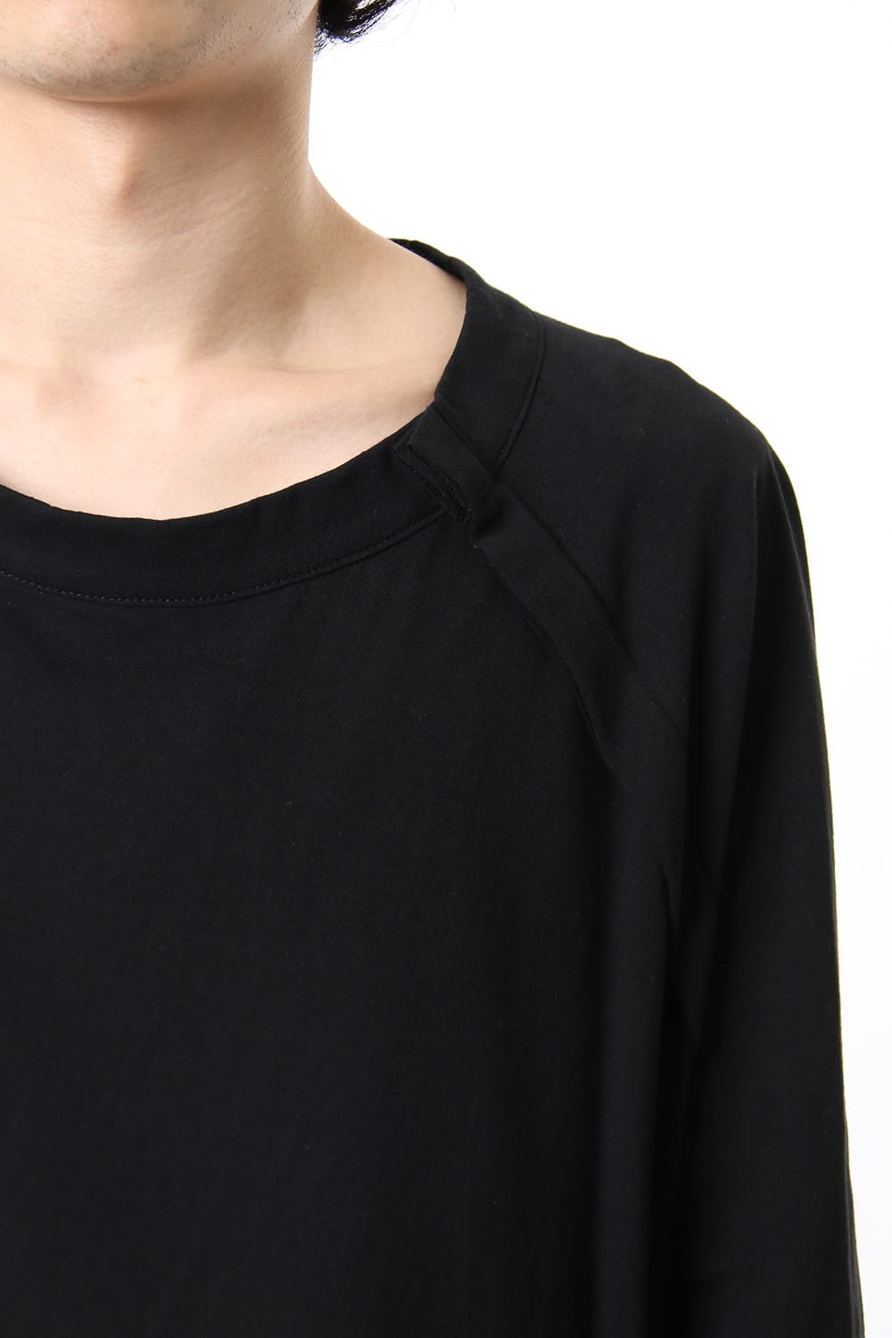 Front raglan slit short sleeve T