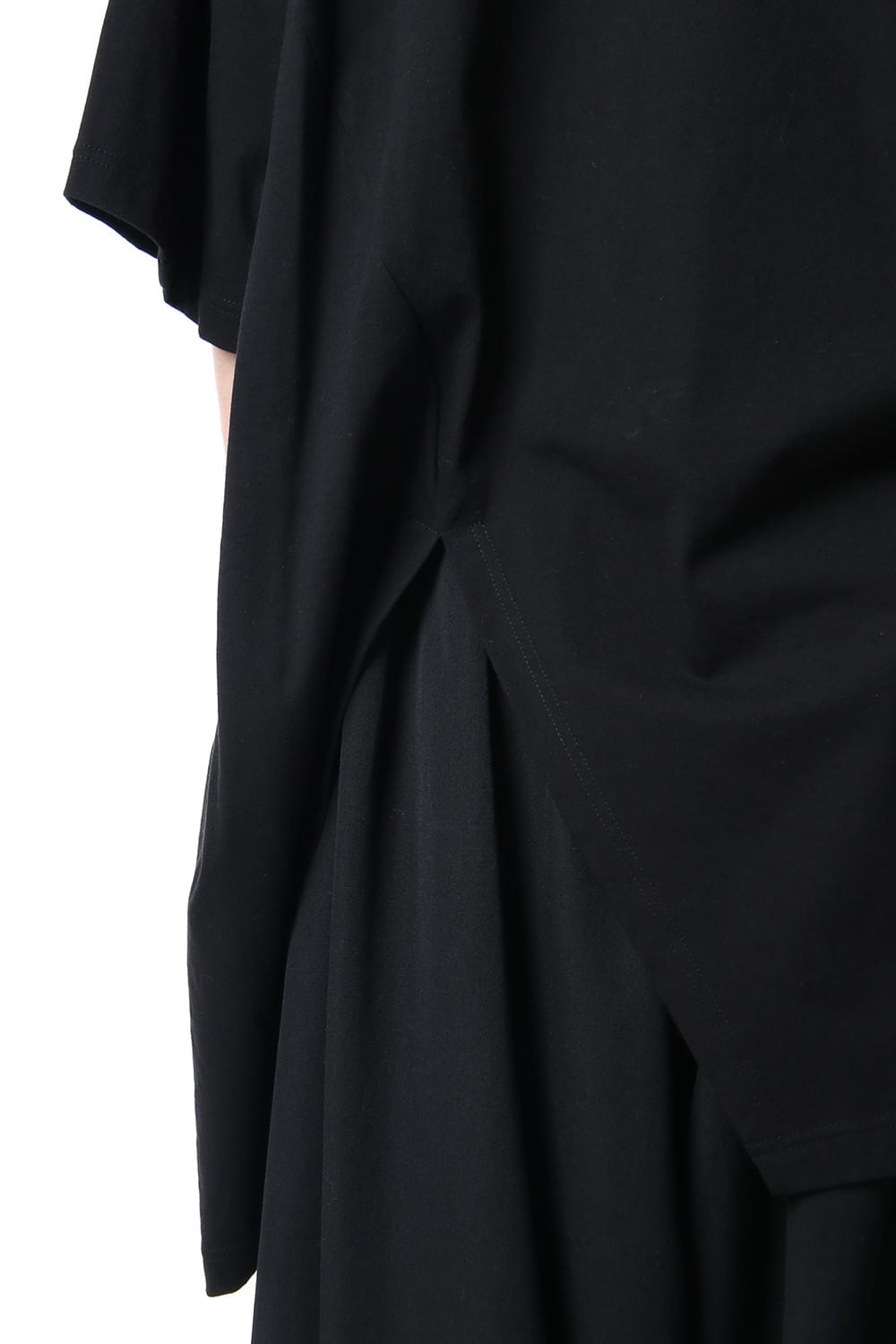 Front raglan slit short sleeve T