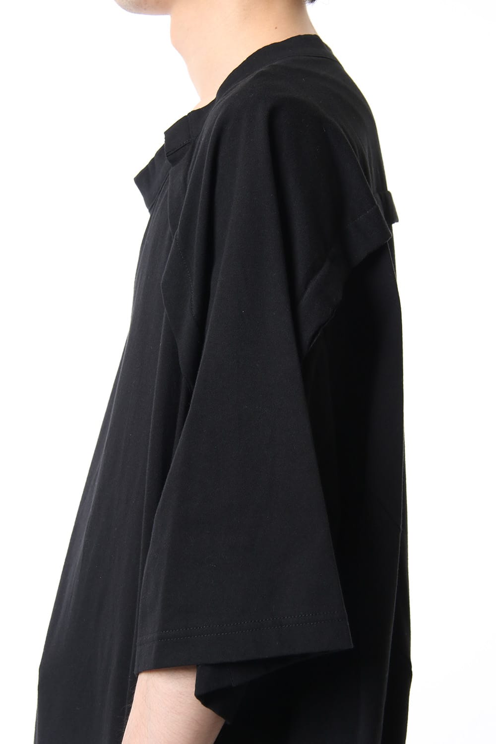 Front raglan slit short sleeve T