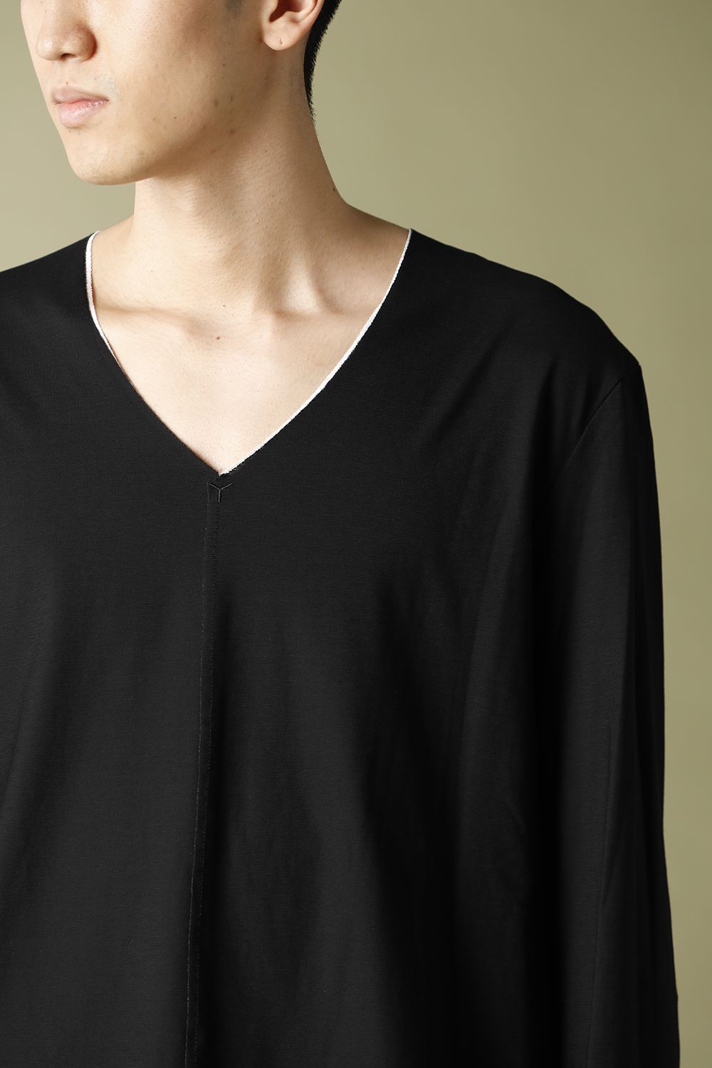 Layered Cutsew 4TH (V-Neck) Black/White
