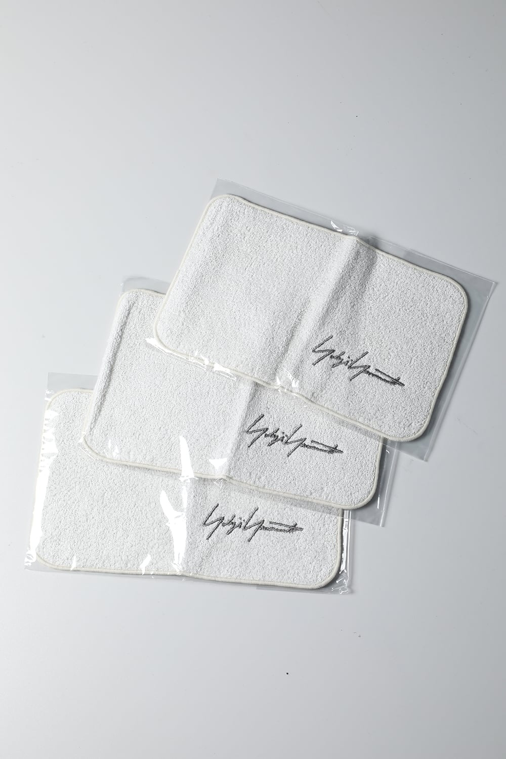 Towel & Handkerchief Ivory