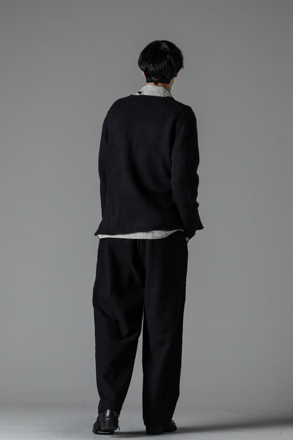 hand stitched crew neck cardigan Black