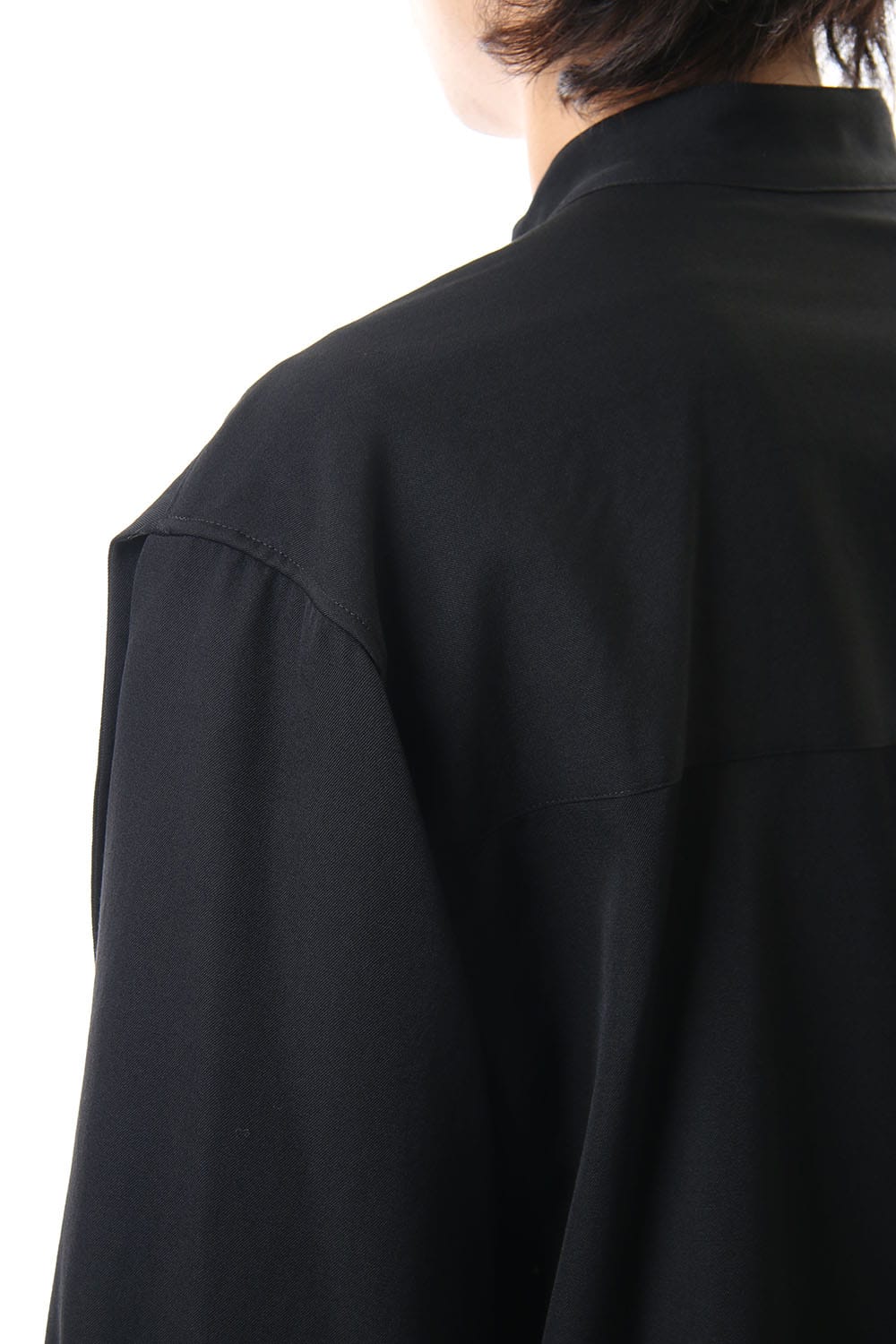 Wrinkled Gabardine Left Shoulder Scarf Shirt