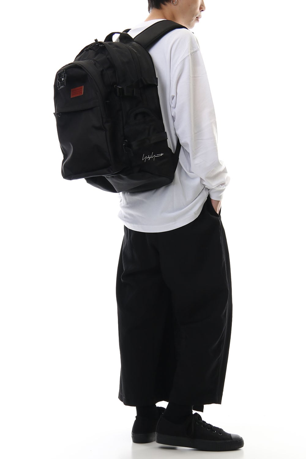 NEW ERA Carrier Pack L YY Logo