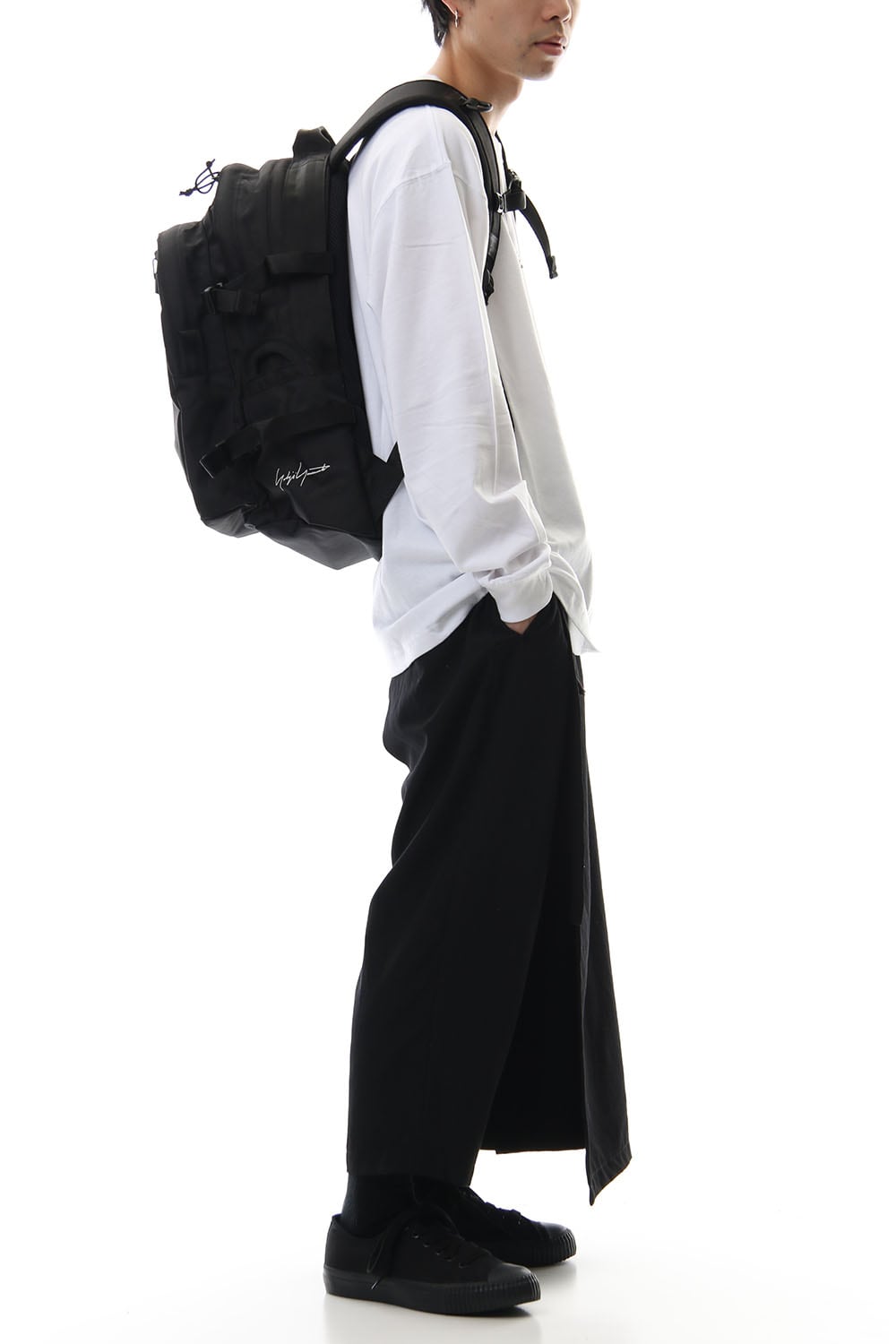 NEW ERA Carrier Pack L YY Logo