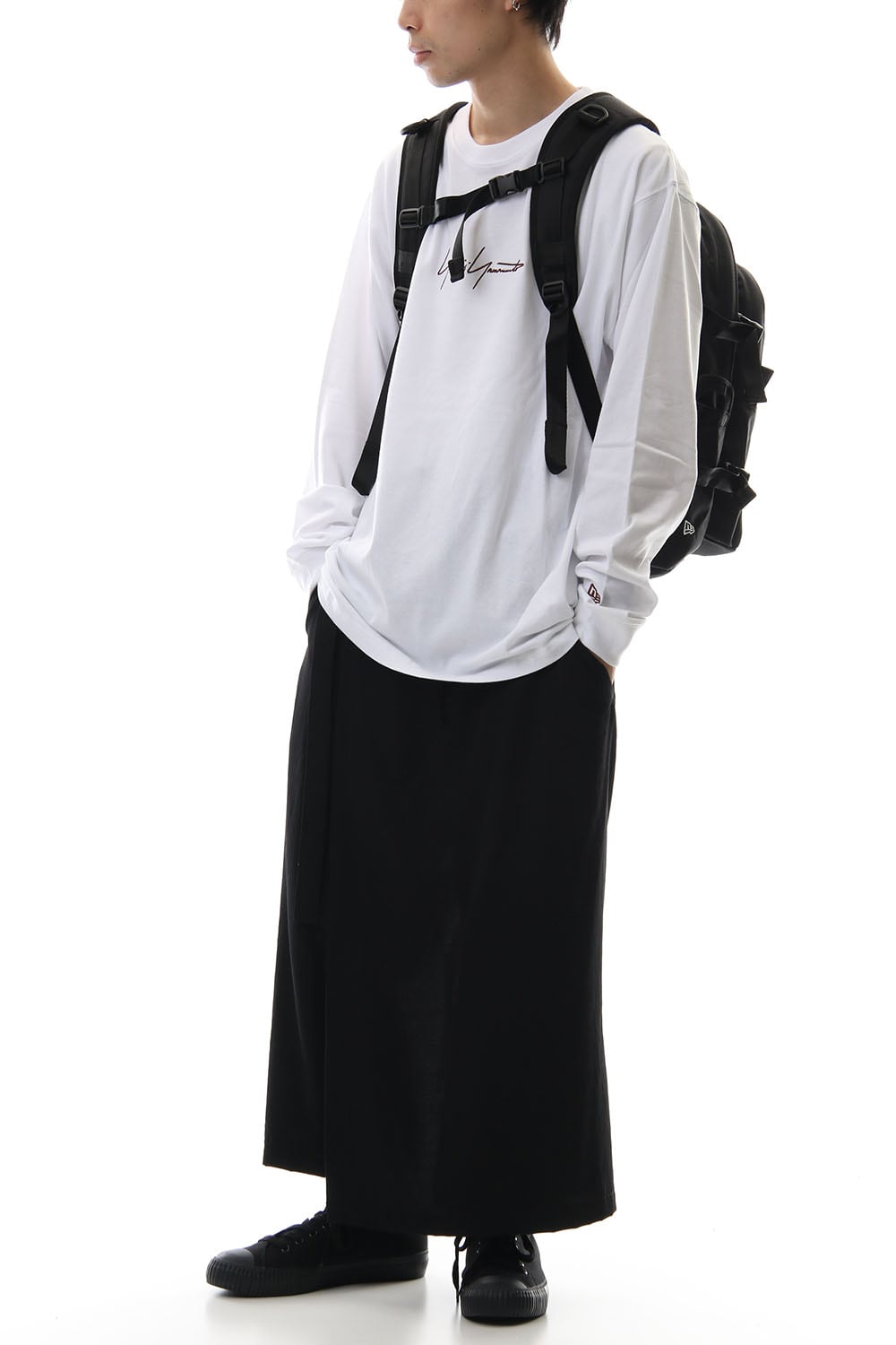 NEW ERA Carrier Pack L YY Logo