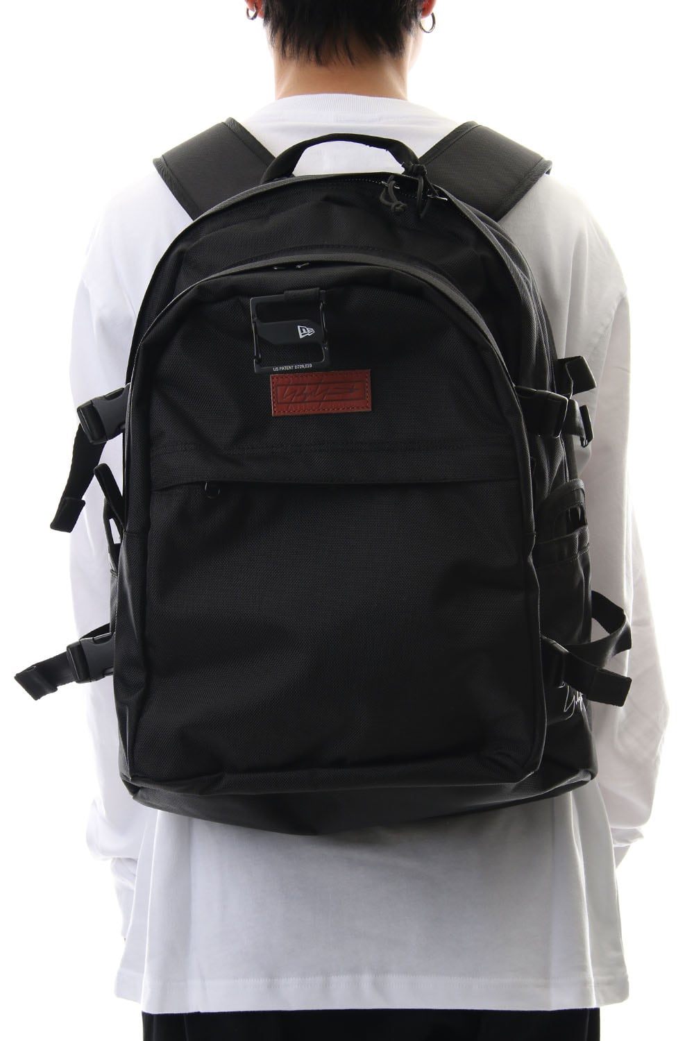 NEW ERA Carrier Pack L YY Logo