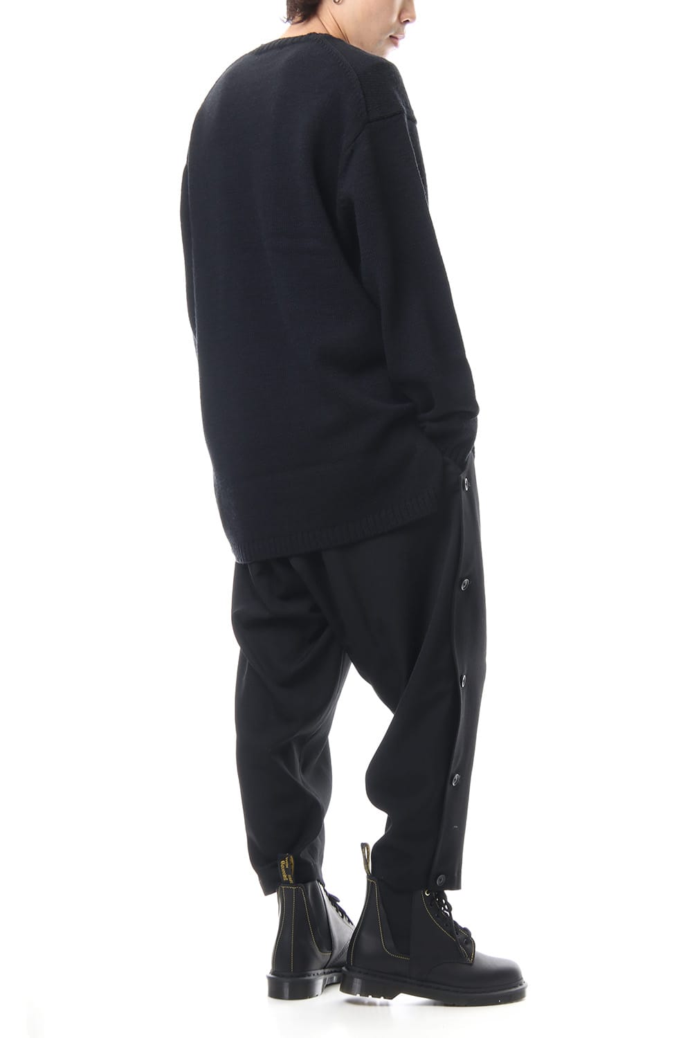 Embroidery 5G Round Neck Knit