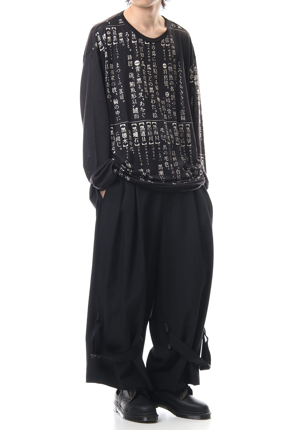 ディクショナリー プリント ラウンド ネック ロング スリーブ Tシャツ　