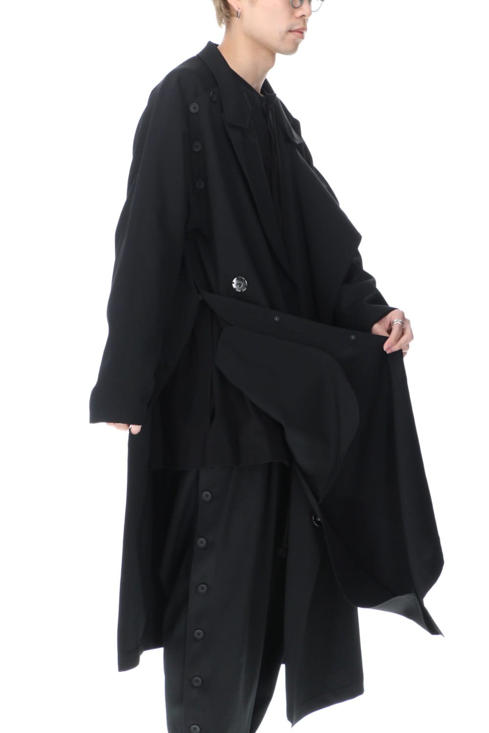 ダブルパーツ ボタン留め シワギャバジン ドレス