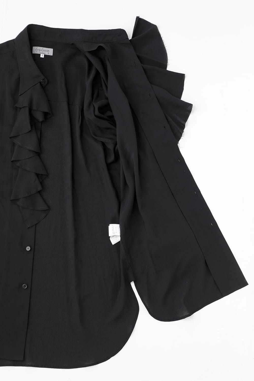 截ち切りジャボブラウス