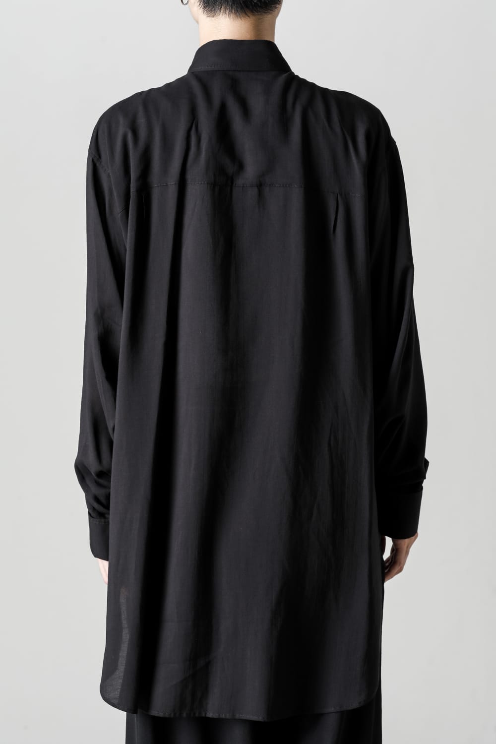 截ち切りジャボブラウス