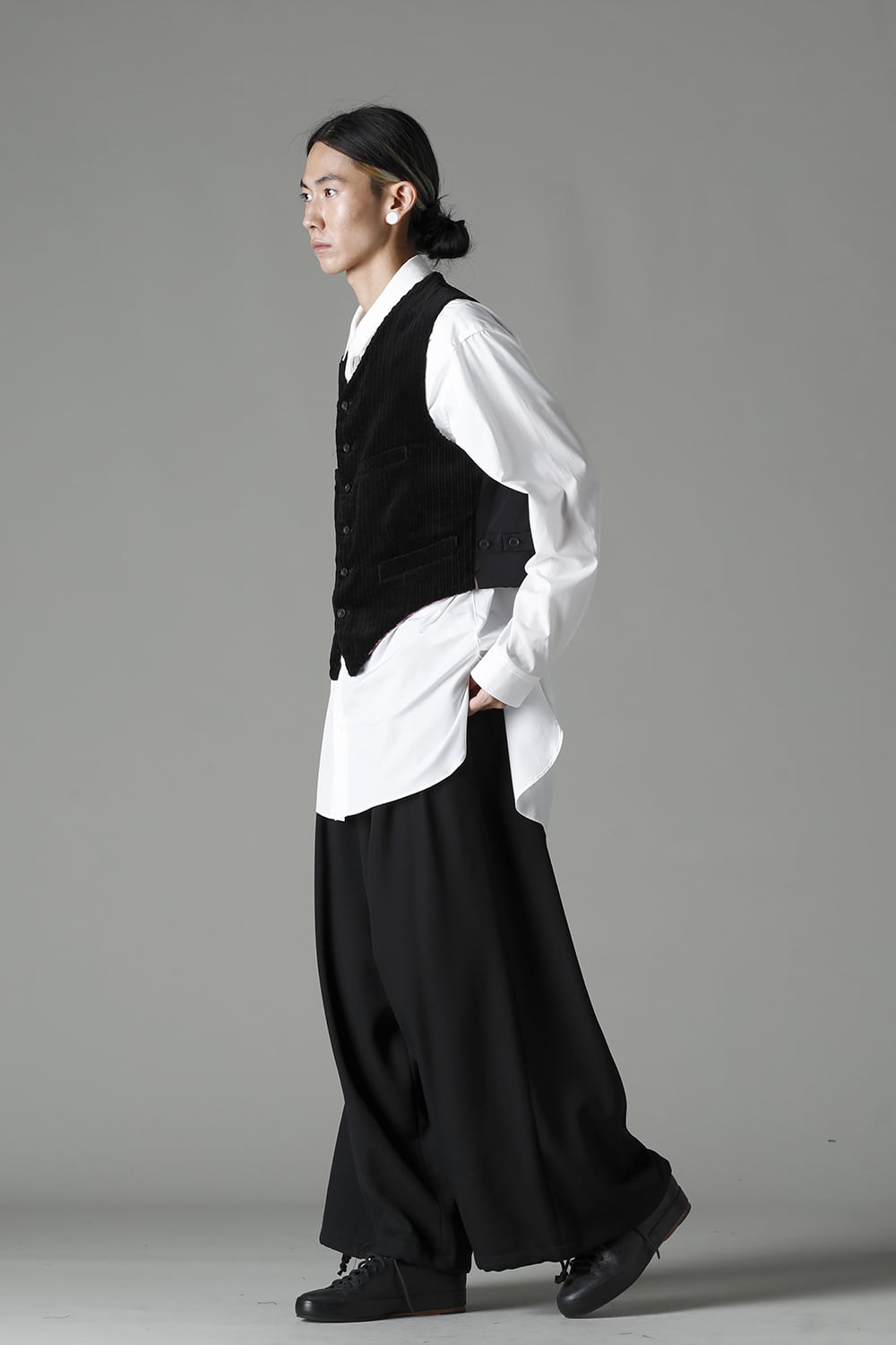 Patterned Hem Single Vest