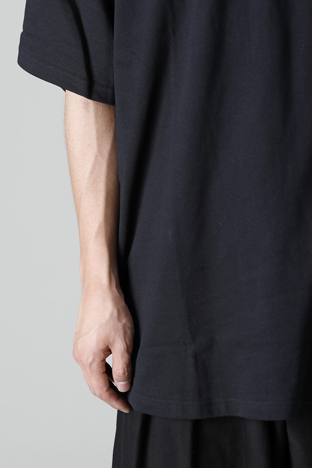 New Era × Yohji Yamamoto Logo Print Round Hem Short Sleeve Tee