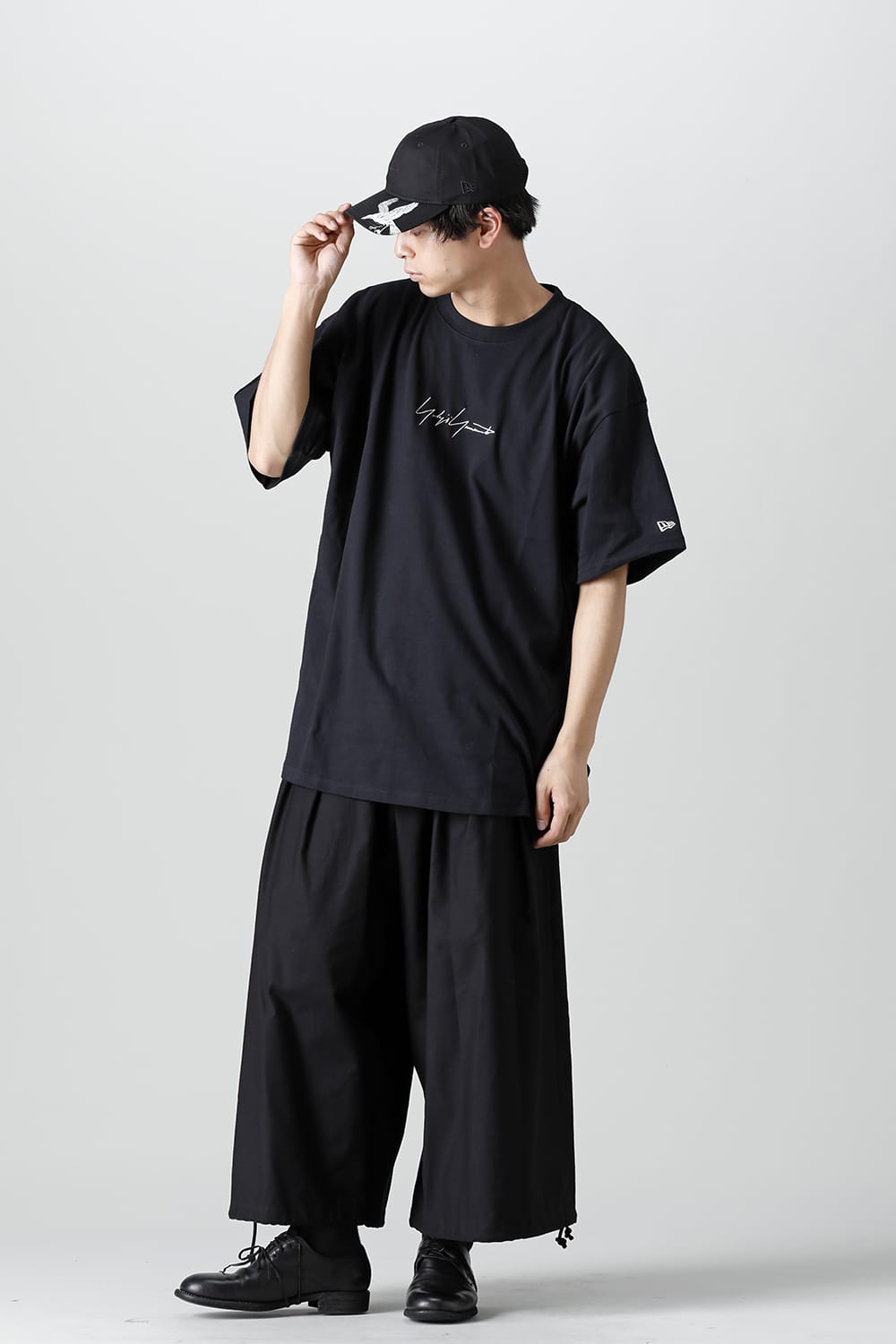 New Era × Yohji Yamamoto Logo Print Round Hem Short Sleeve Tee