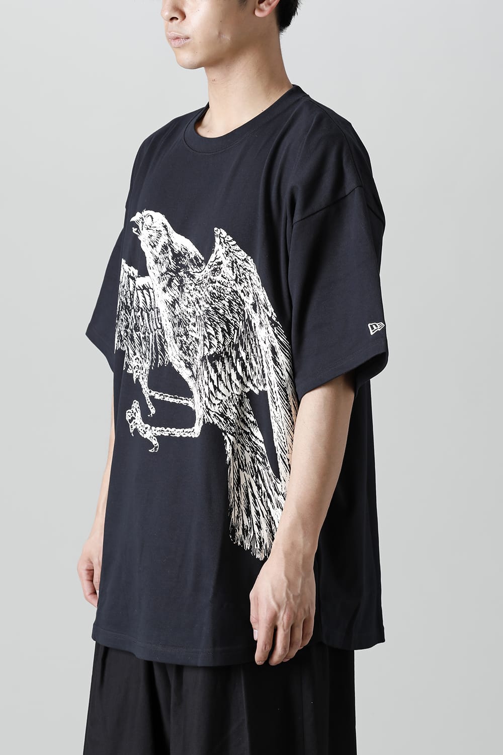 New Era × Yohji Yamamoto Crow Print Round Hem Short Sleeve Tee