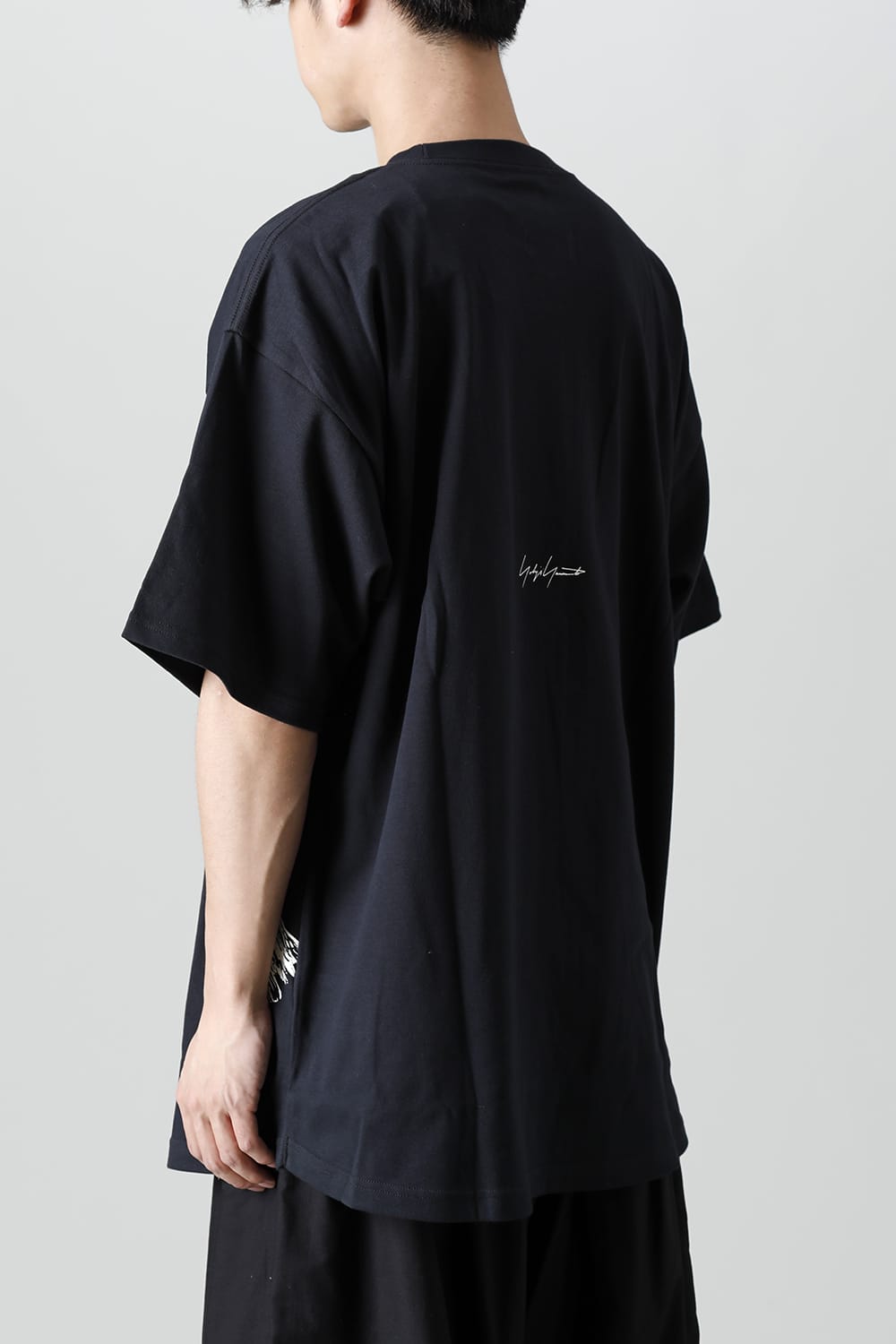 New Era × Yohji Yamamoto Crow Print Round Hem Short Sleeve Tee