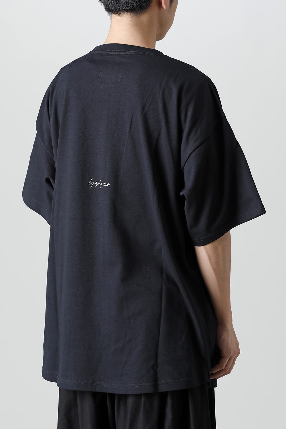 New Era × Yohji Yamamoto Crow Print Round Hem Short Sleeve Tee