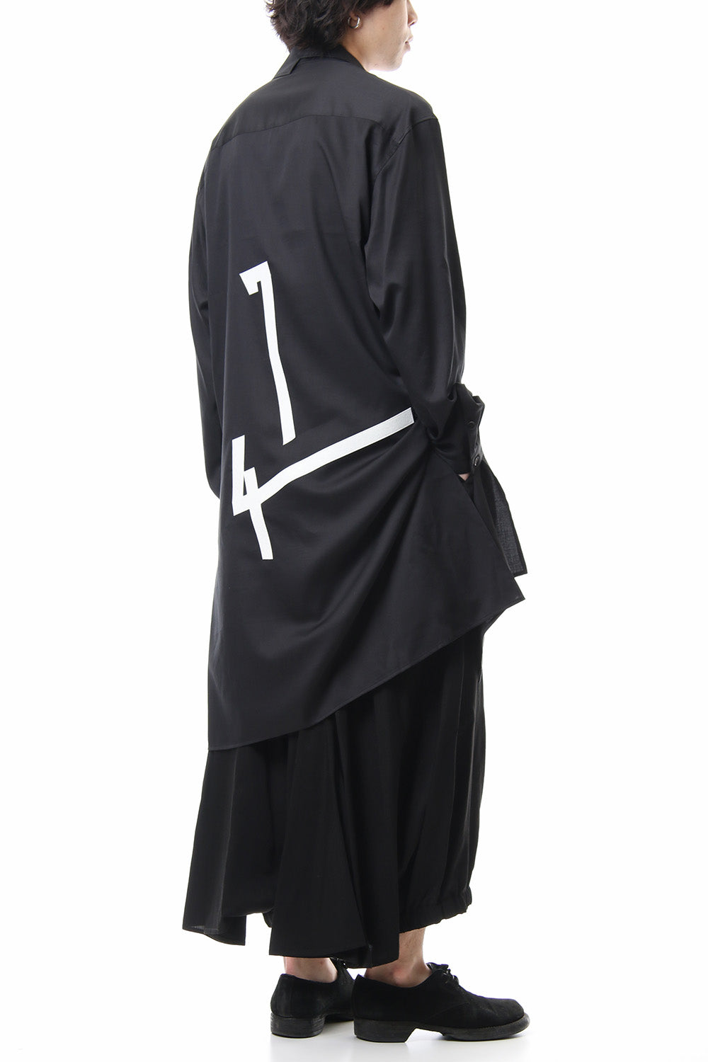 Deformed Collar Blouse Nomber