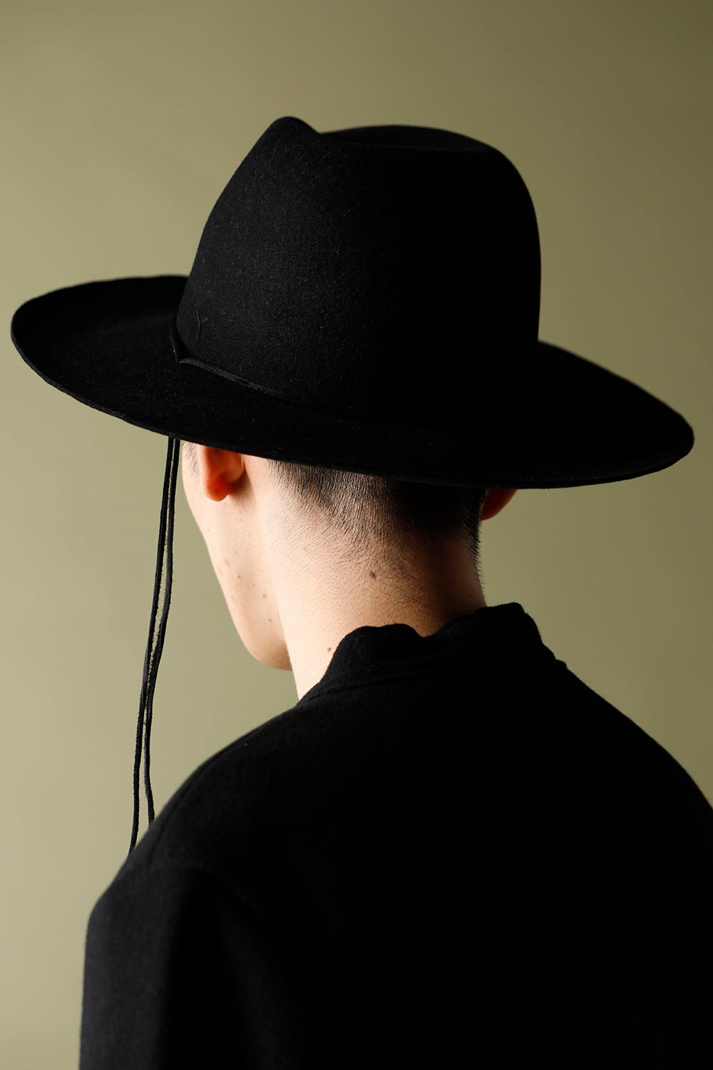 Long Brim Hat Black