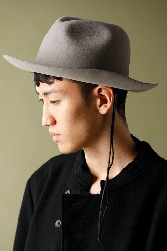 Short Brim Hat Ash Gray