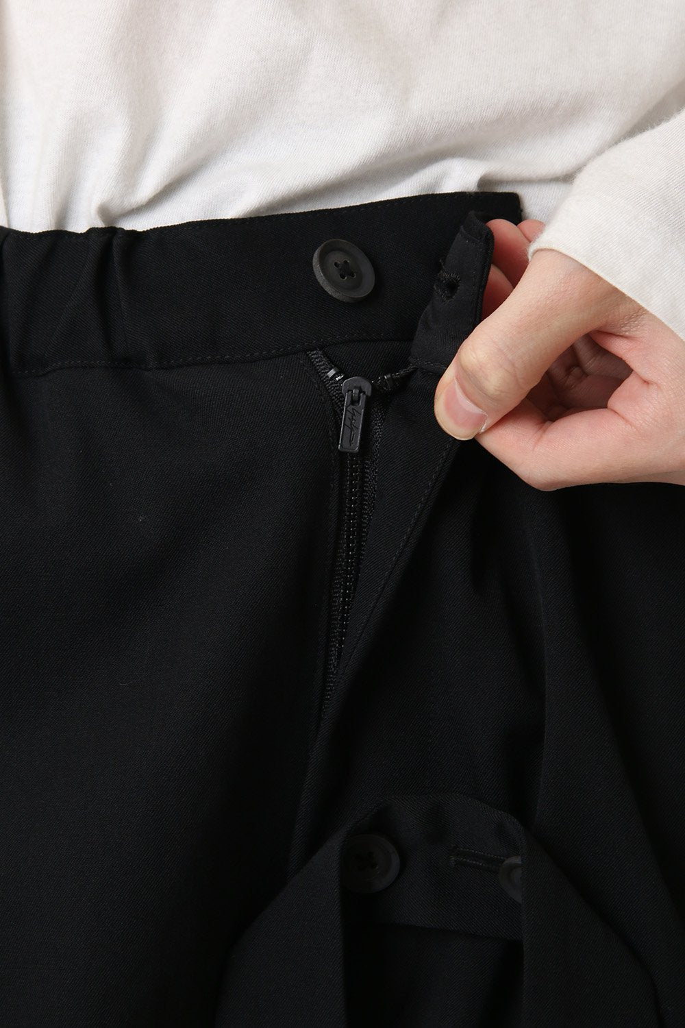 G-Tape Gather Harf Pants