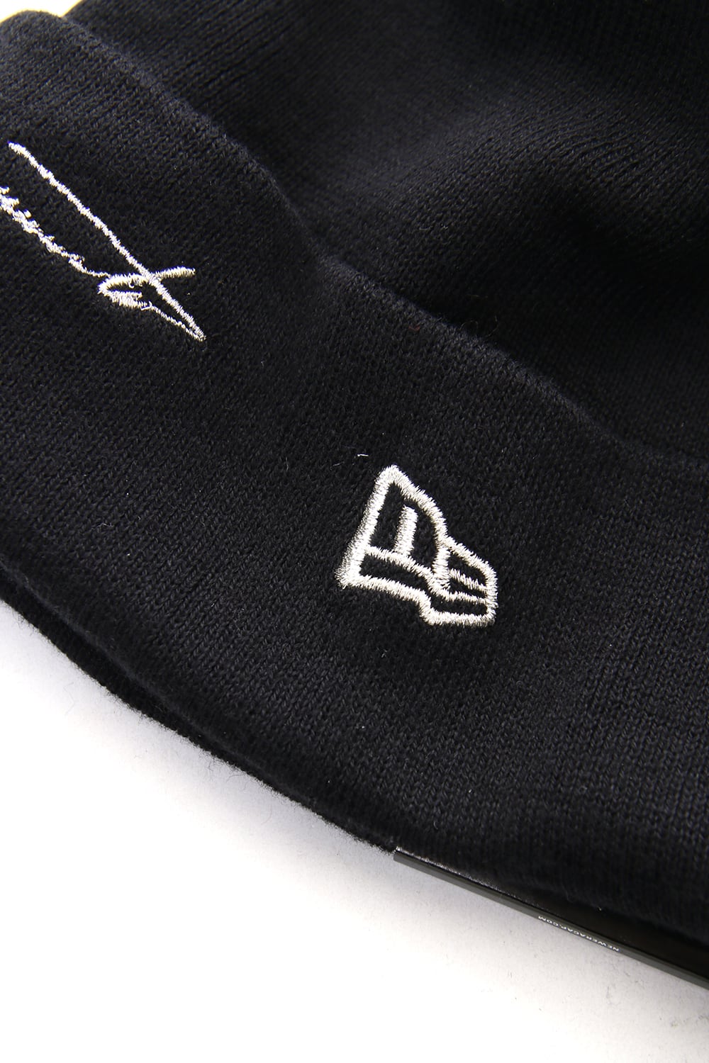NEW ERA Basic Cuff Knit Signature Logo Cap