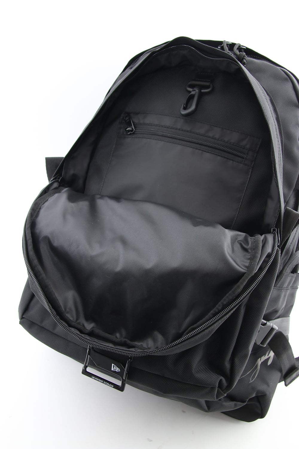 NEW ERA Zoom Up Signature Logo Carrier Pack