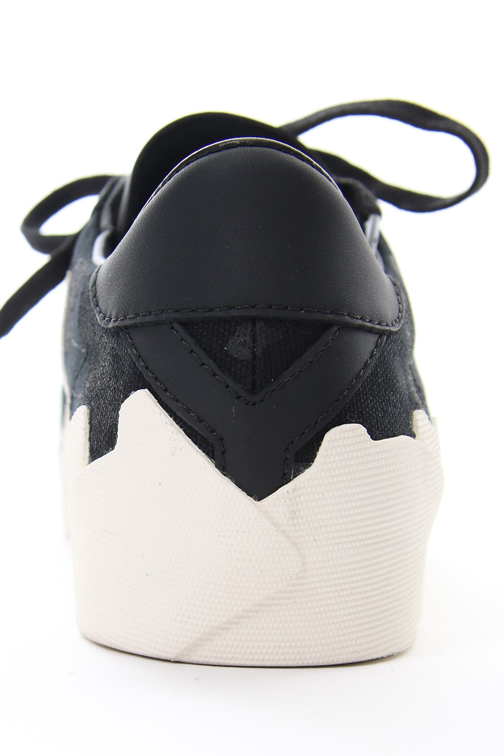 TAKUSAN Low Cut Sneakers