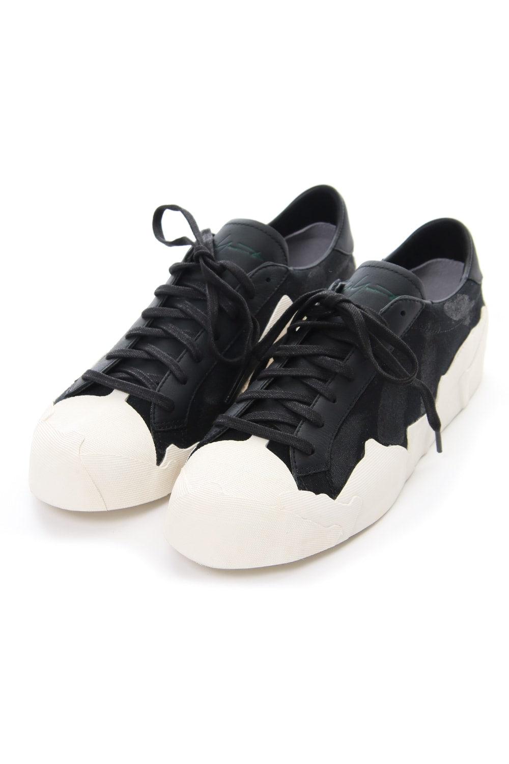 TAKUSAN Low Cut Sneakers