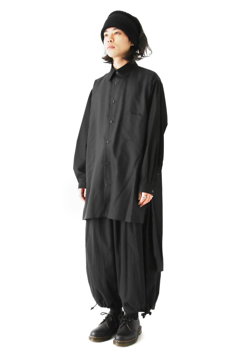 Front Open Tuck Pants