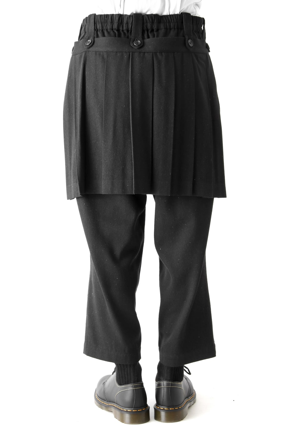 Back Pleats Slim Pants