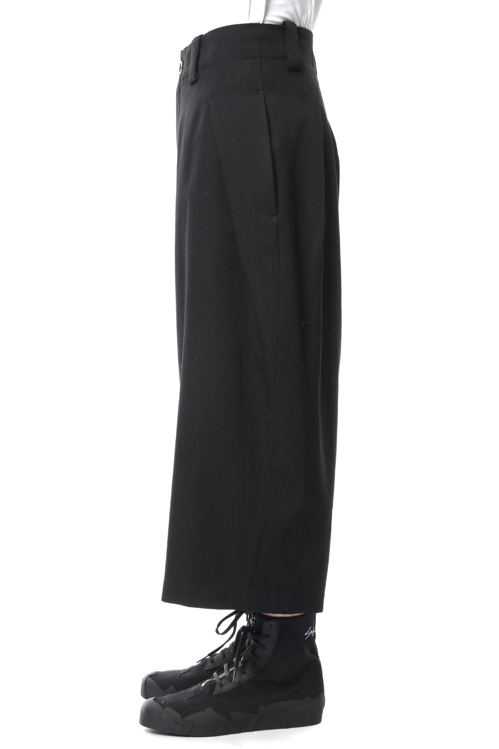 Gabardine Side Tuck Pants