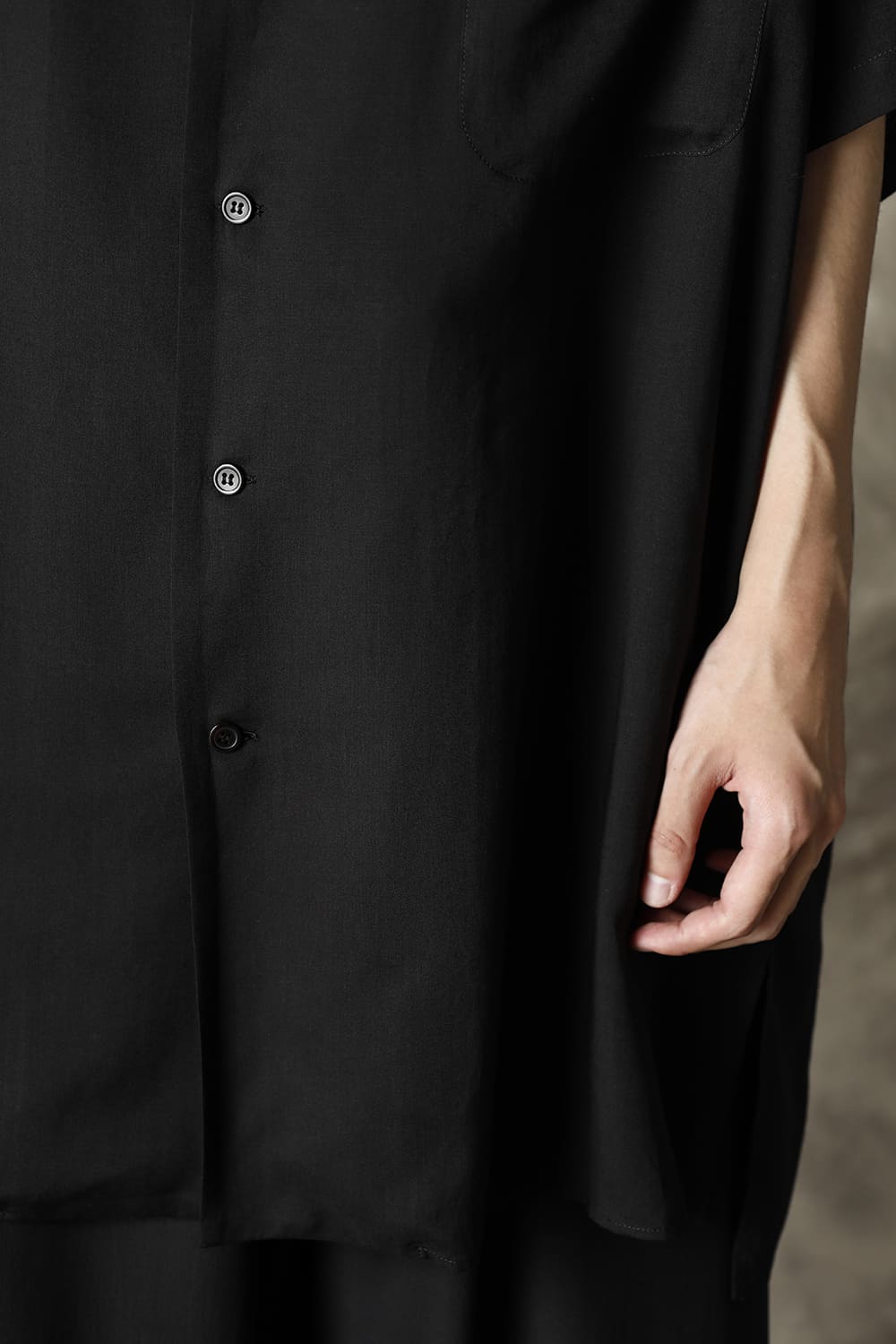 Open collar Tencel Short sleeve blouse