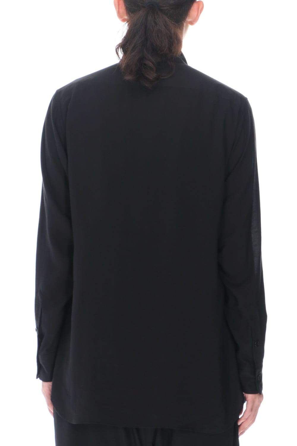 台衿 ループ付シャツ