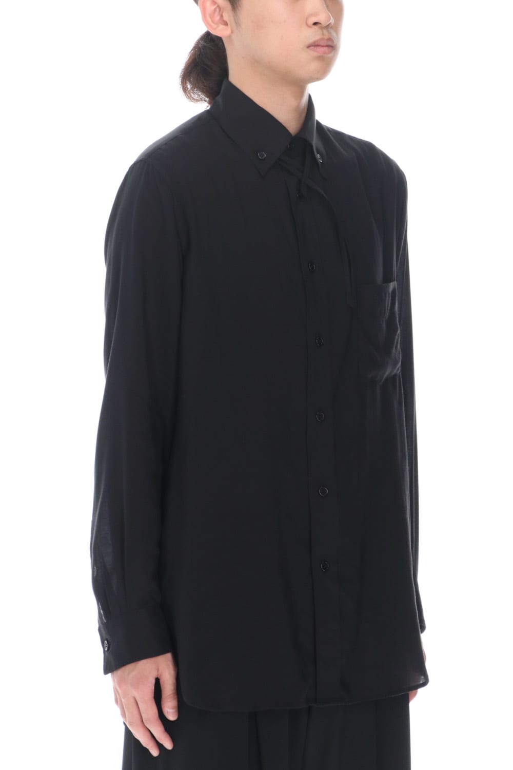 台衿 ループ付シャツ