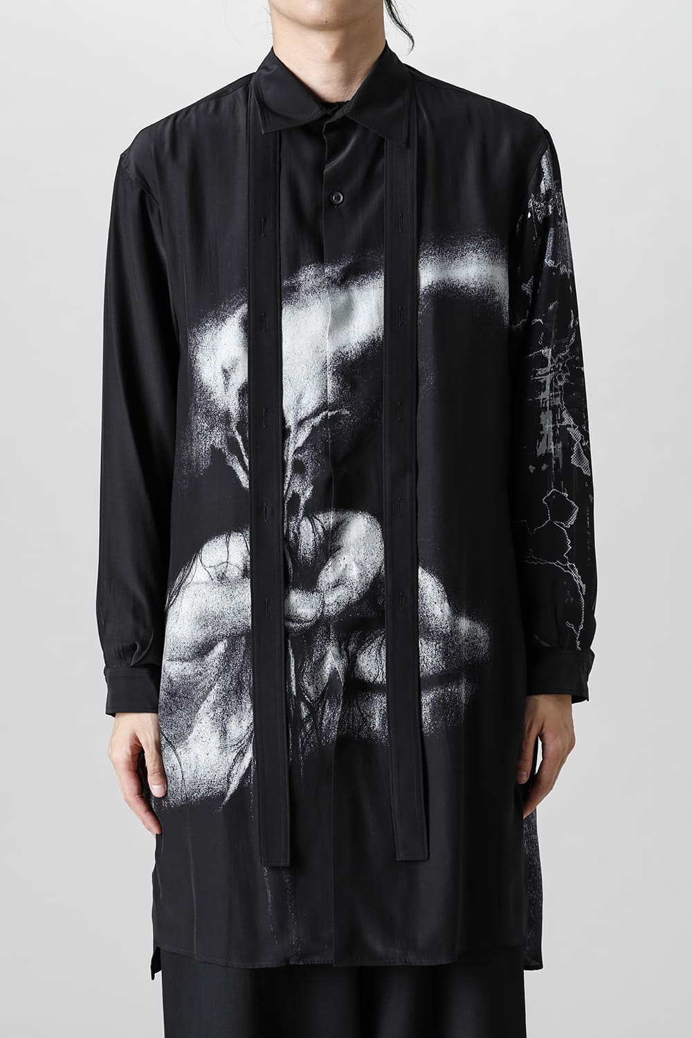 プリント 変形台衿 ブラウス