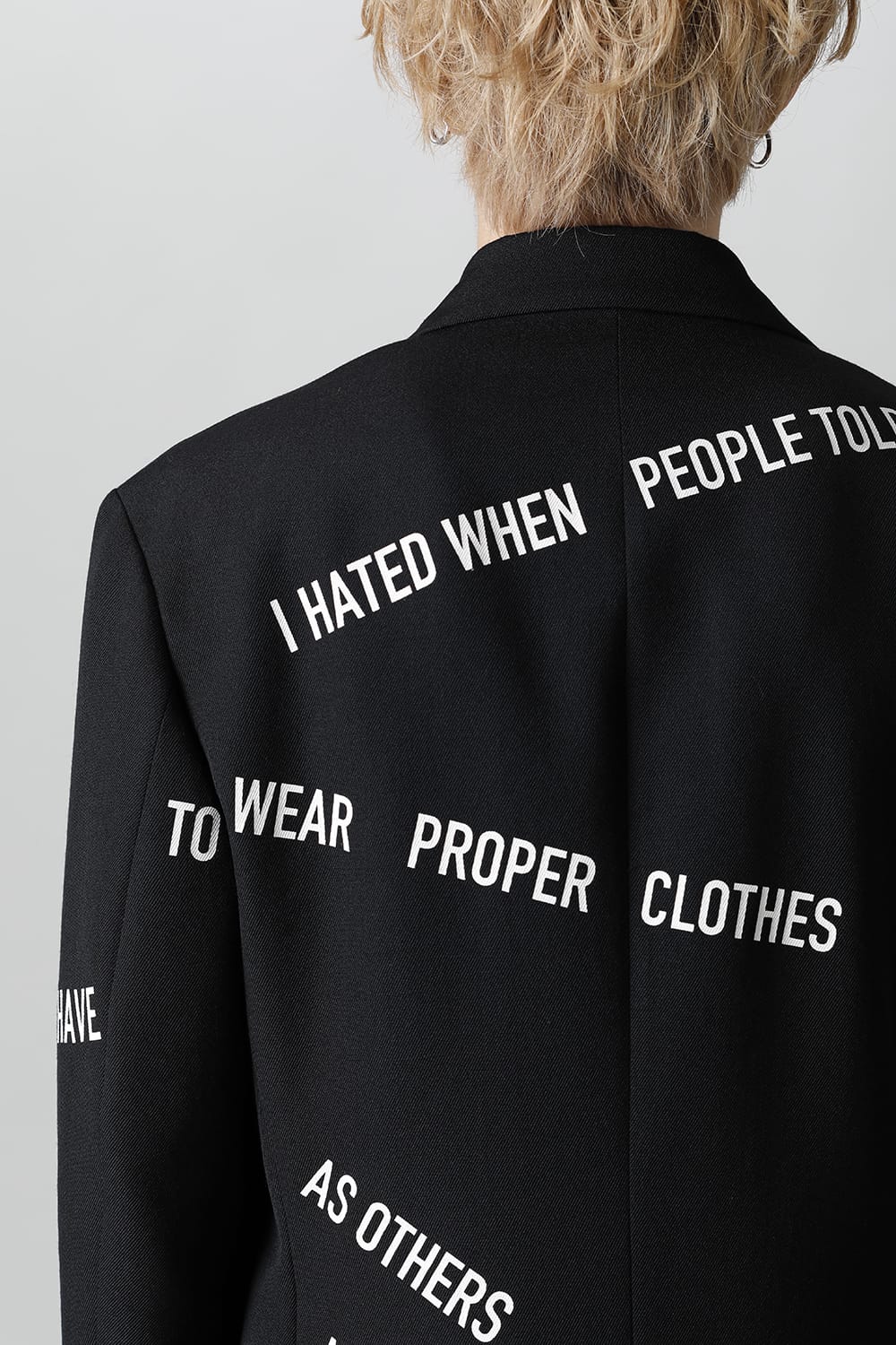 右脇ファスナーあき メッセージジャケット