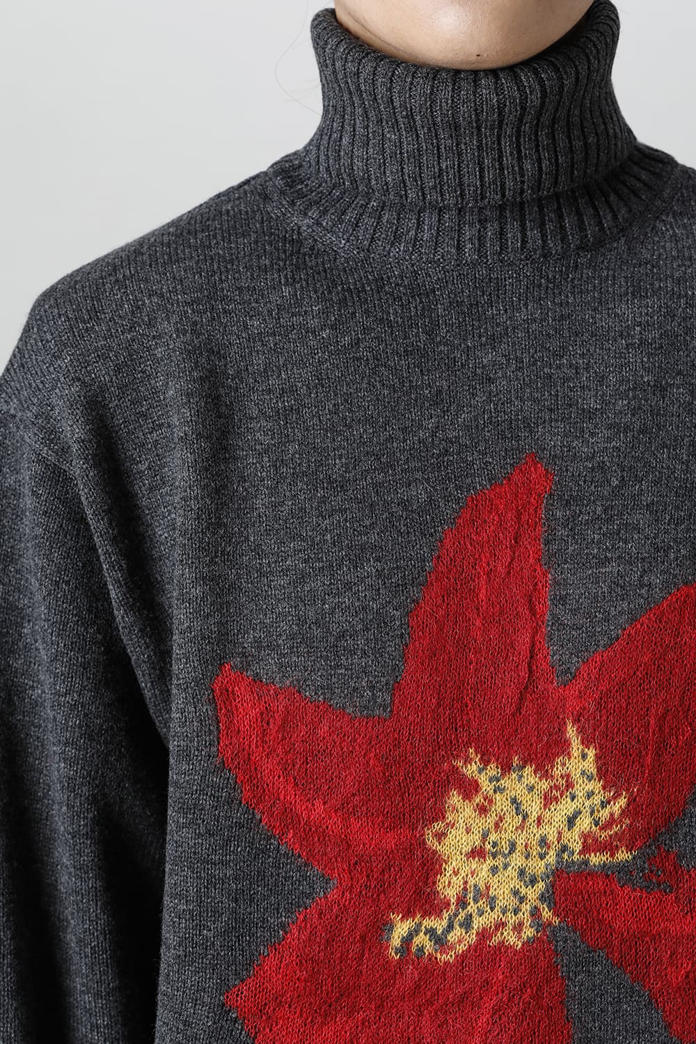 花柄タートル 長袖ニット