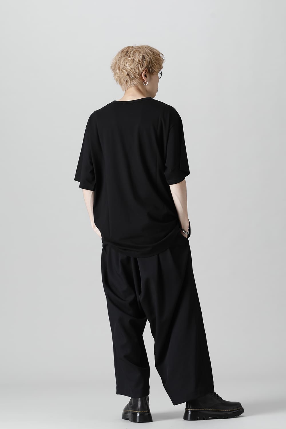 New Round neck Short sleeve T-shirt Black