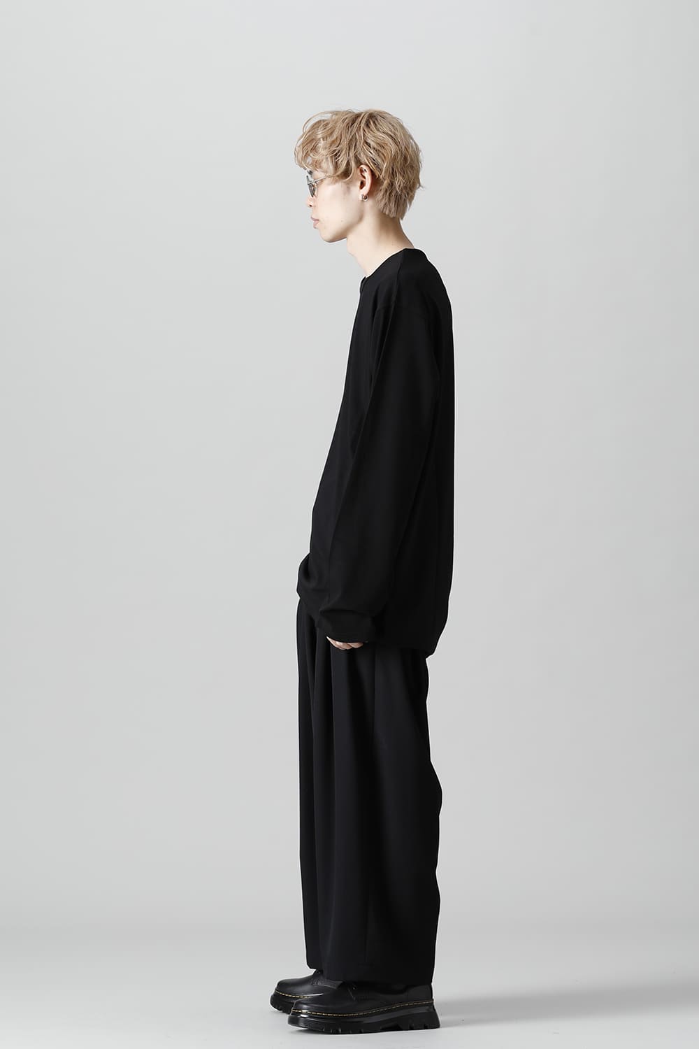 New Round neck Long sleeve T-shirt Black