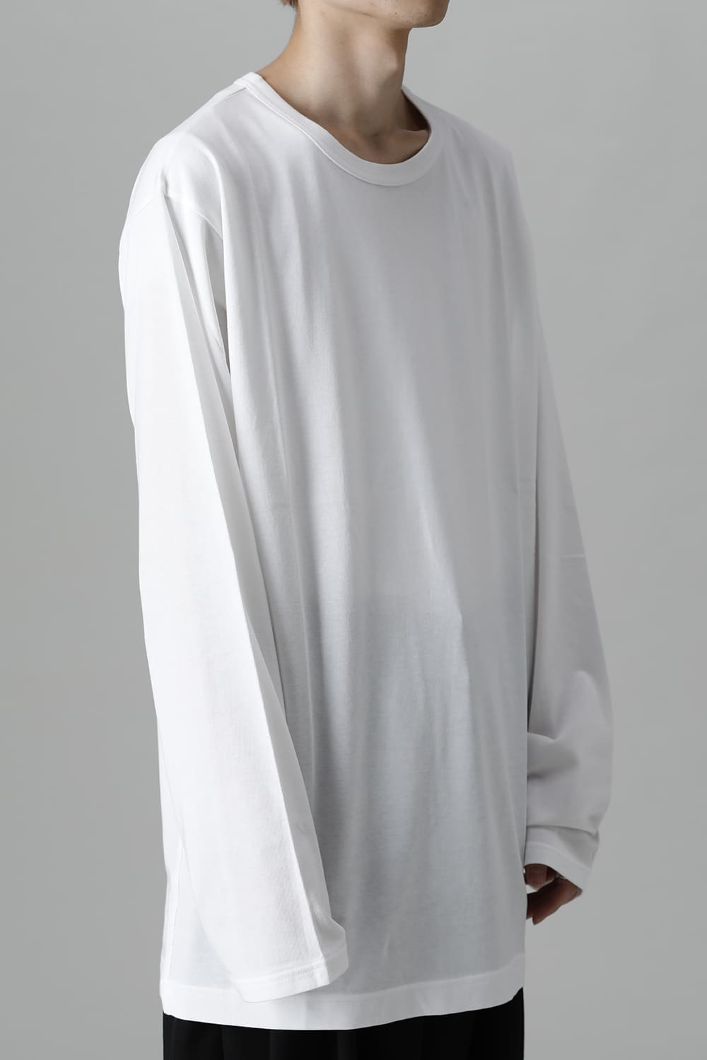 New Round neck Long sleeve T-shirt White