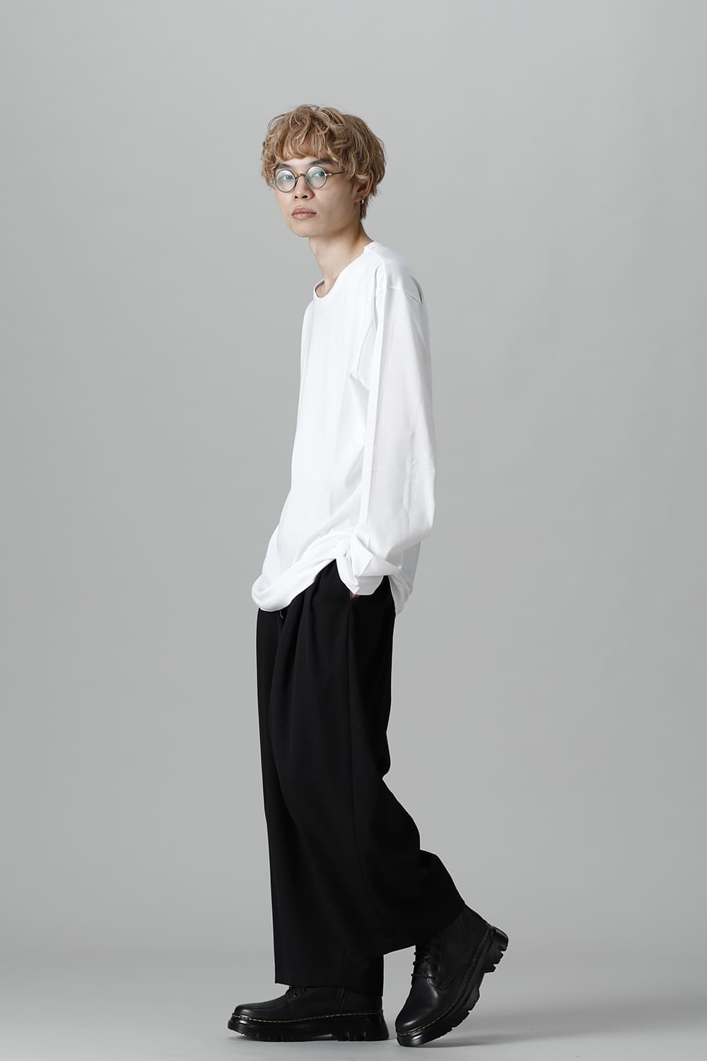 New Round neck Long sleeve T-shirt White