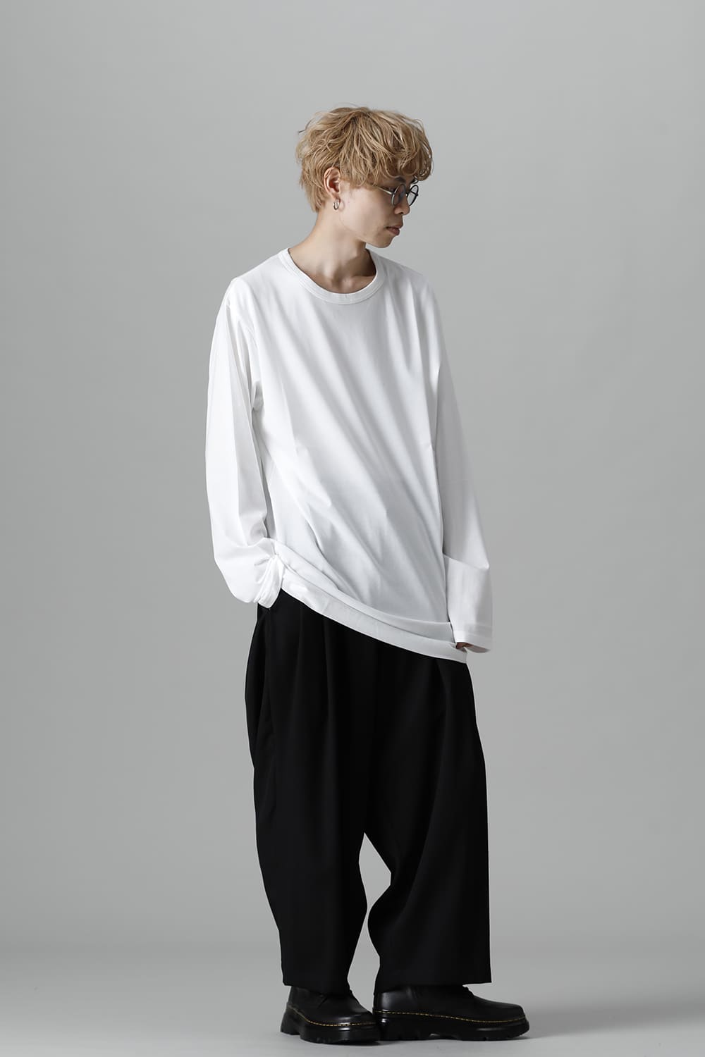 New Round neck Long sleeve T-shirt White