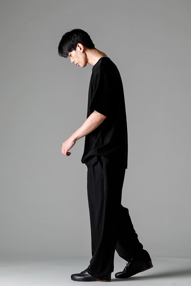 ROUND NECK HALF SLEEVE