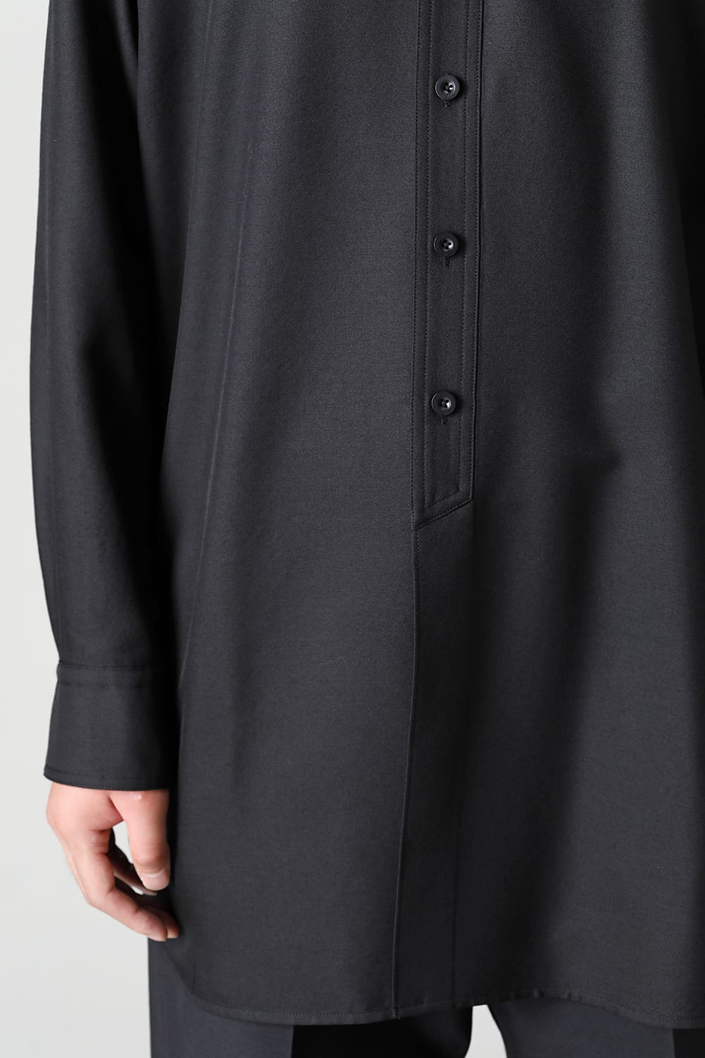 Middle Length Shirt Black